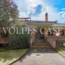 Villa indipendente plurilocale in vendita a Riano
