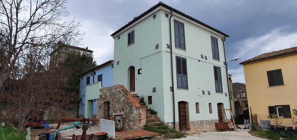 casa in vendita a Collevecchio