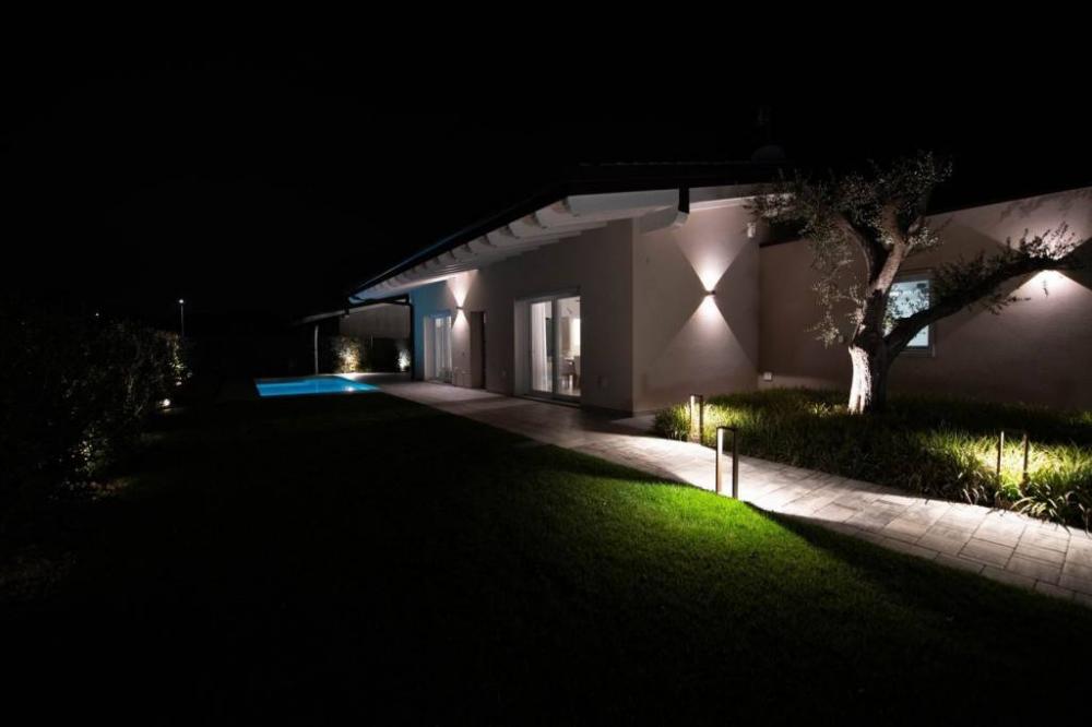 30be91ff04cd5664d24e34e024357155 - Villa plurilocale in vendita a Padenghe sul Garda