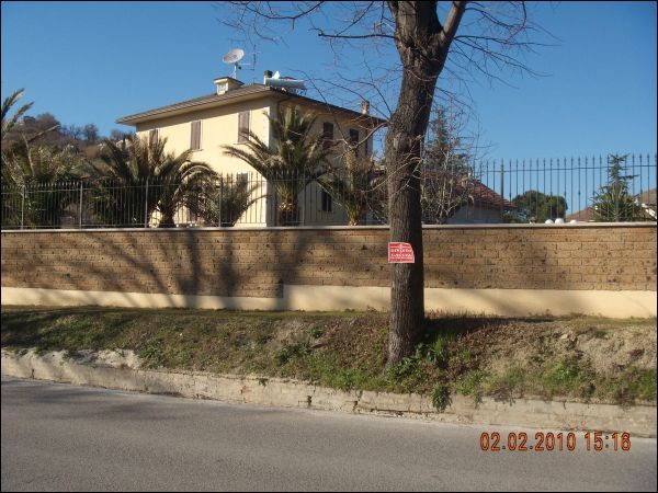 Villa in vendita a Ascoli Piceno - Villa in vendita a Ascoli Piceno