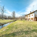 Casa plurilocale in vendita a lenta