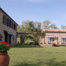 Bed & breakfast plurilocale in vendita a roncofreddo