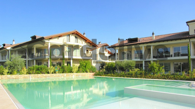 Appartamento trilocale in vendita a sirmione - Appartamento trilocale in vendita a sirmione