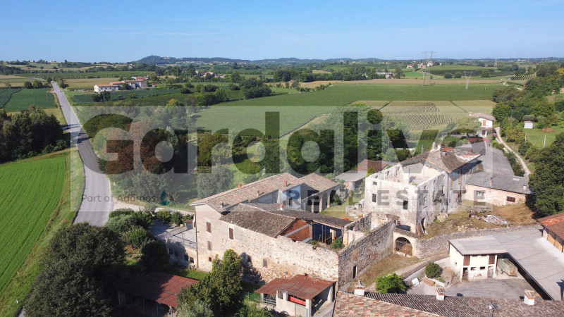 Rustico / casale plurilocale in vendita a pozzolengo - Rustico / casale plurilocale in vendita a pozzolengo