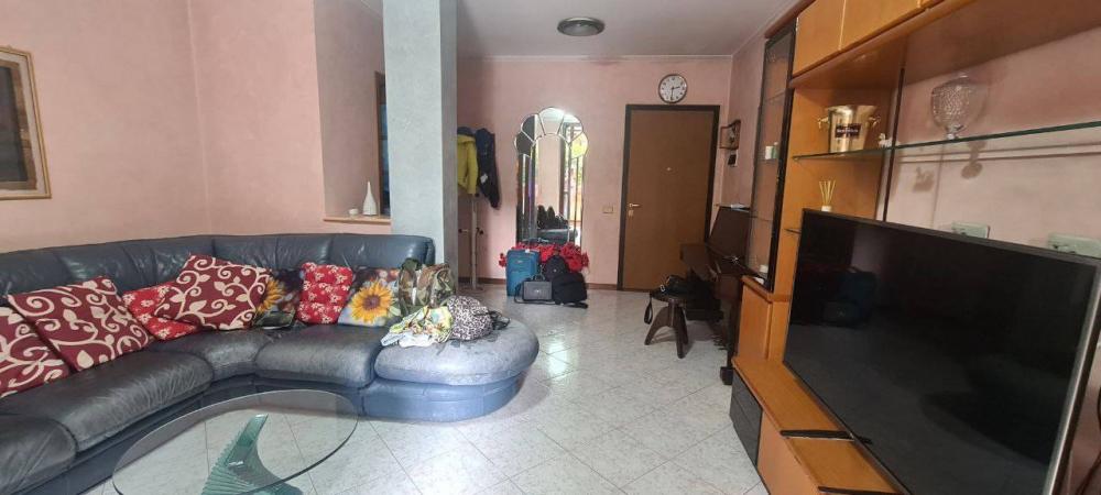 Appartamento quadrilocale in vendita a Cornate d'Adda - Appartamento quadrilocale in vendita a Cornate d'Adda