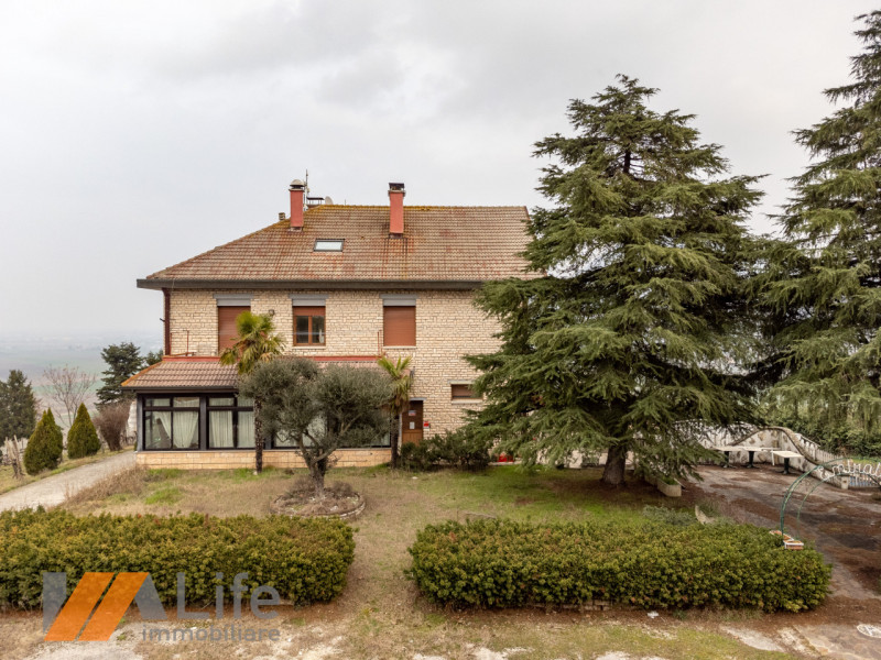 Albergo in vendita a albettone - Albergo in vendita a albettone
