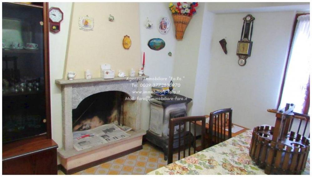 e3f2ae020d36c24cfdf6c3eccd300131 - Casa quadrilocale in vendita a