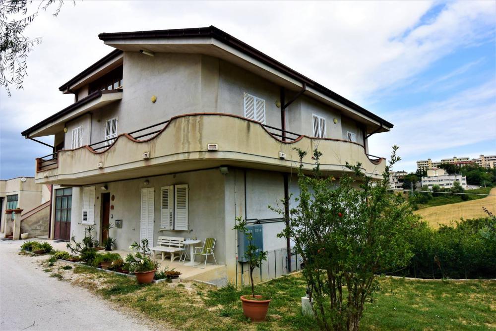 Casa plurilocale in vendita a Montegranaro - Casa plurilocale in vendita a Montegranaro