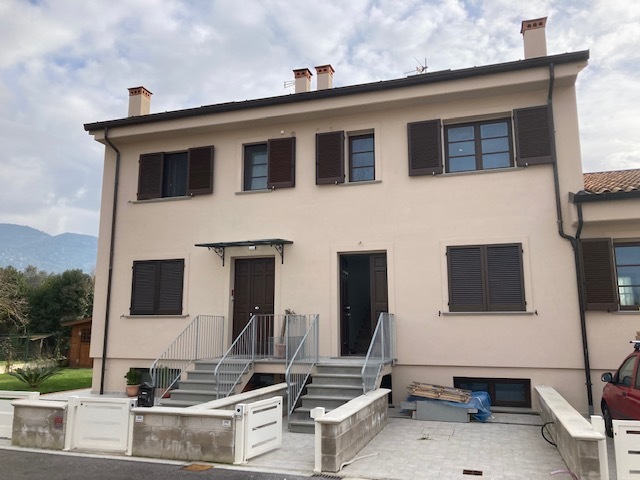 Villa indipendente quadrilocale in vendita a Navacchio - Villa indipendente quadrilocale in vendita a Navacchio