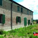 Rustico / casale plurilocale in vendita a Ferrara