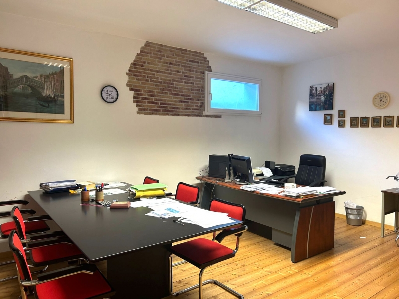 Ufficio trilocale in affitto a Udine - Ufficio trilocale in affitto a Udine