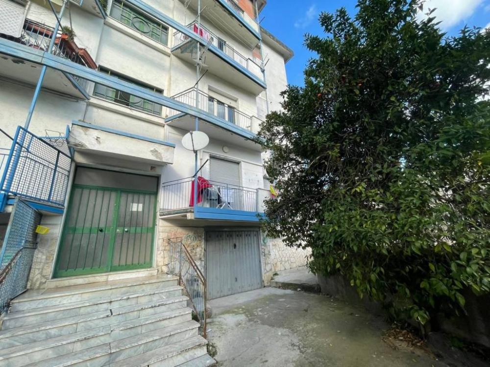 f24451b297348e89a558ac3709f0c6c1 - Appartamento trilocale in vendita a Benevento