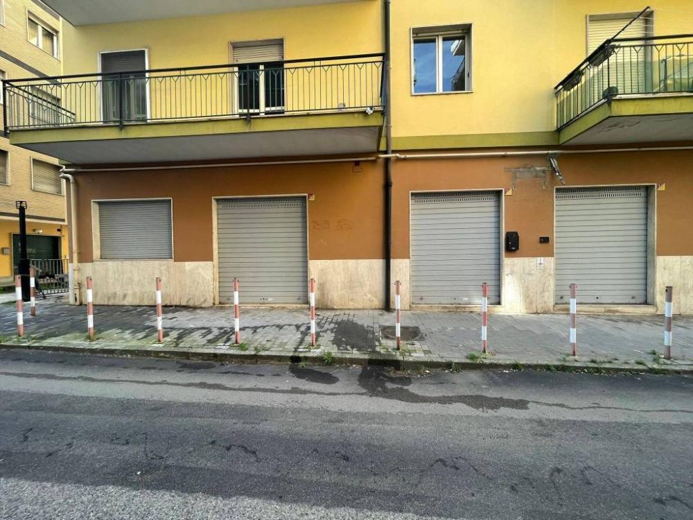 magazzino-laboratorio in vendita a Benevento