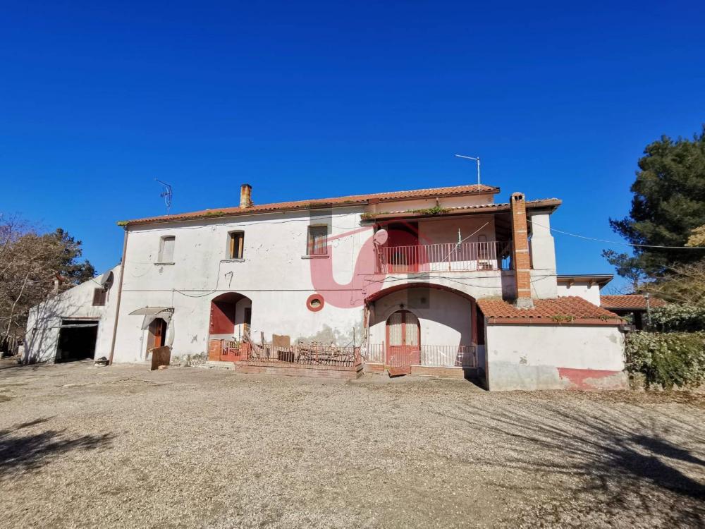 villa indipendente in vendita a San Giorgio del Sannio