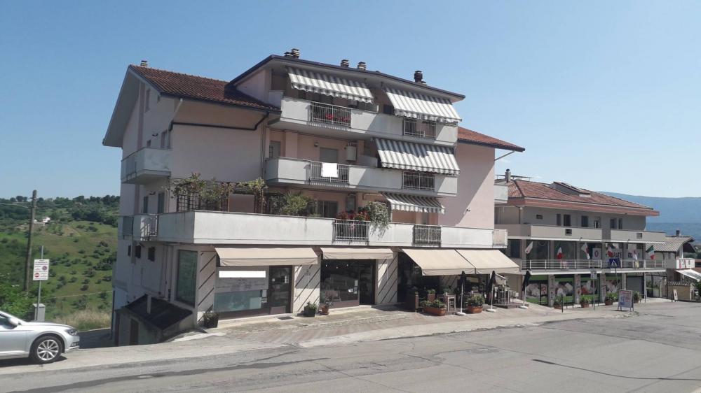 Appartamento quadrilocale in vendita a Bucchianico - Appartamento quadrilocale in vendita a Bucchianico
