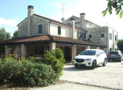 Casa plurilocale in vendita a cappella-maggiore - Casa plurilocale in vendita a cappella-maggiore