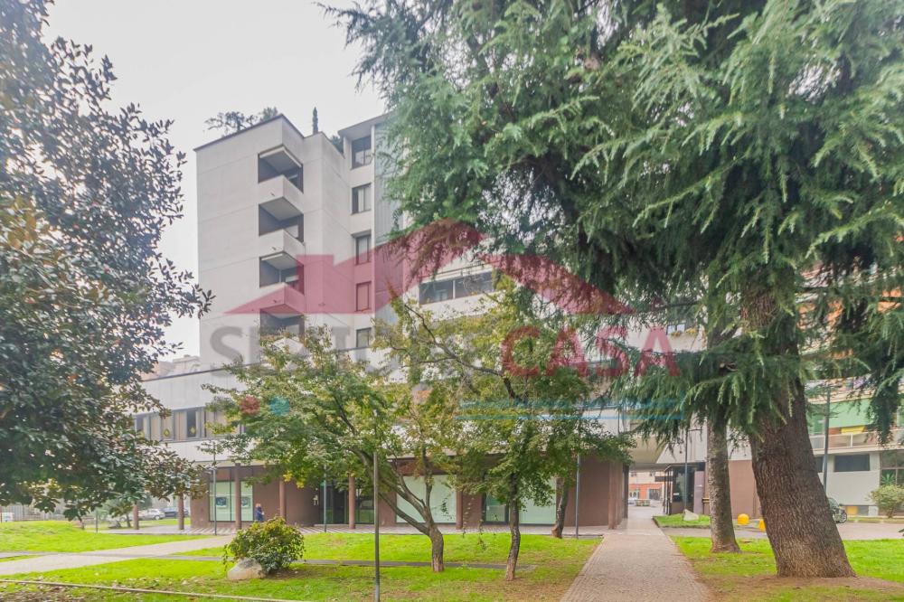 appartamento in vendita a Saronno