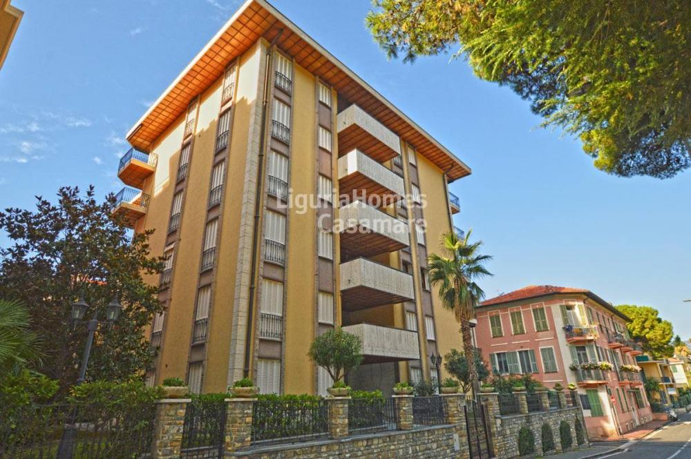 Appartamento plurilocale in vendita a Bordighera - Appartamento plurilocale in vendita a Bordighera
