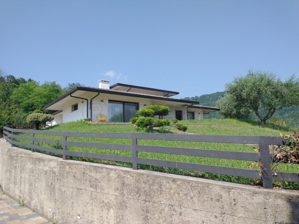 Villa indipendente plurilocale in vendita a schio - Villa indipendente plurilocale in vendita a schio