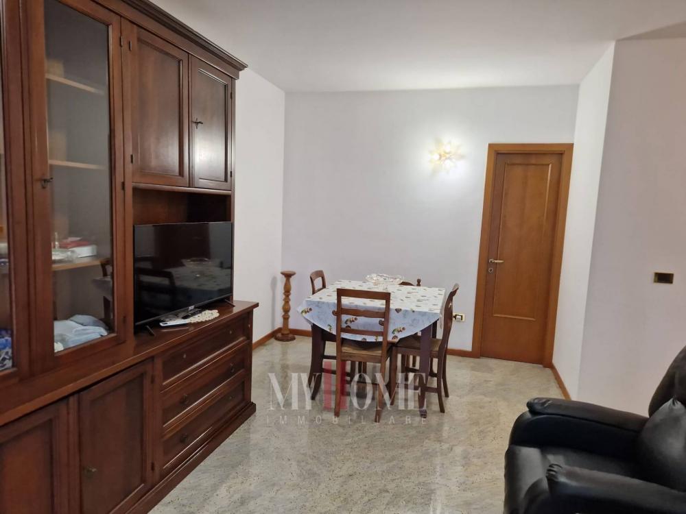 Appartamento quadrilocale in affitto a San Benedetto del Tronto - Appartamento quadrilocale in affitto a San Benedetto del Tronto