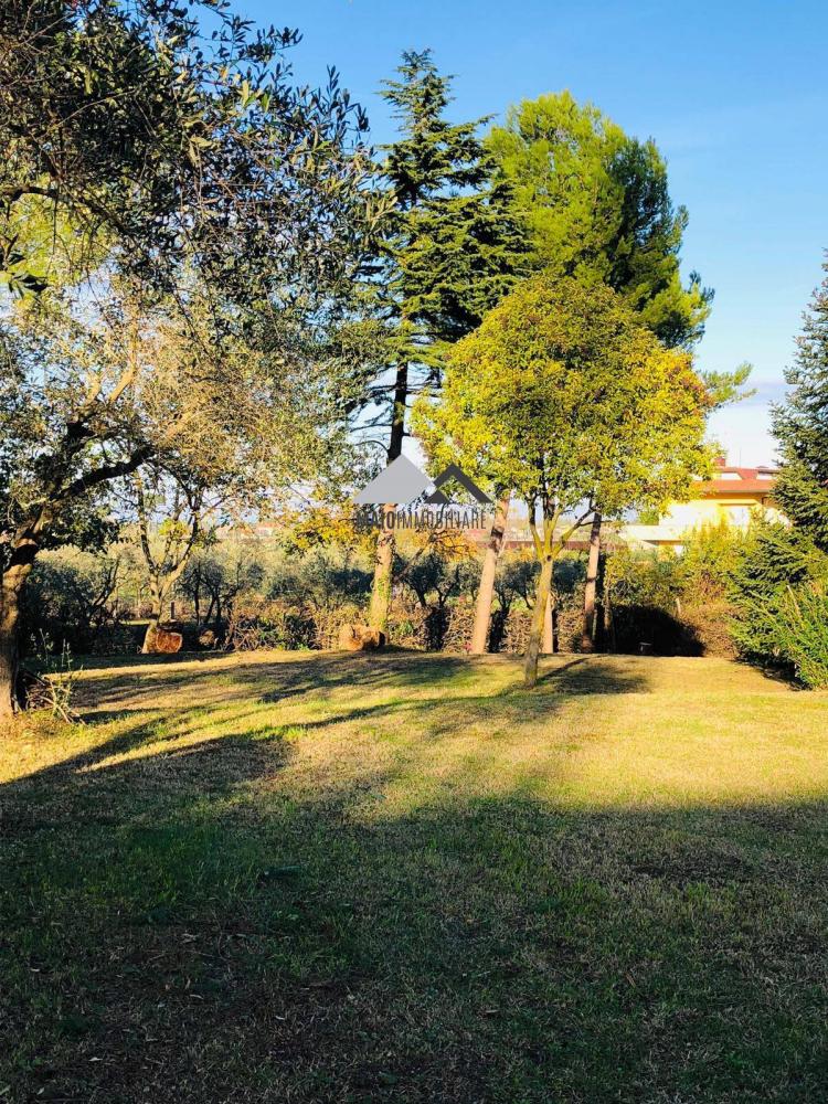 Villa indipendente plurilocale in vendita a Misano Adriatico - Villa indipendente plurilocale in vendita a Misano Adriatico