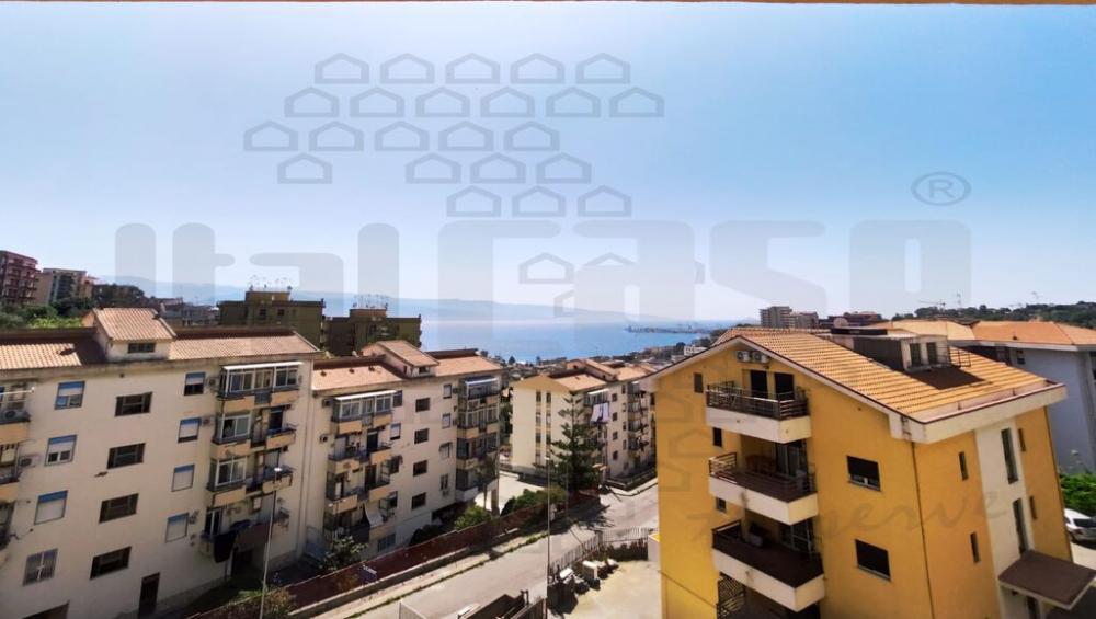 Vendita Appartamento 5 locali in Via del Fante - SS Annunziata - Appartamento plurilocale in vendita a messina