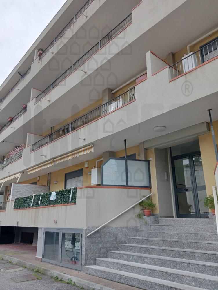 Vendita Appartamento Trilocale in Svincolo Gazzi, C.da Nasari - Appartamento trilocale in vendita a messina