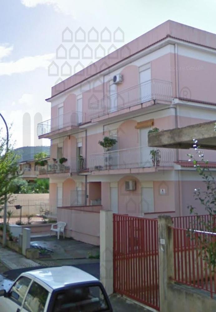 Vendita Appartamento 5 locali in alcide de gasperi - Appartamento plurilocale in vendita a oliveri