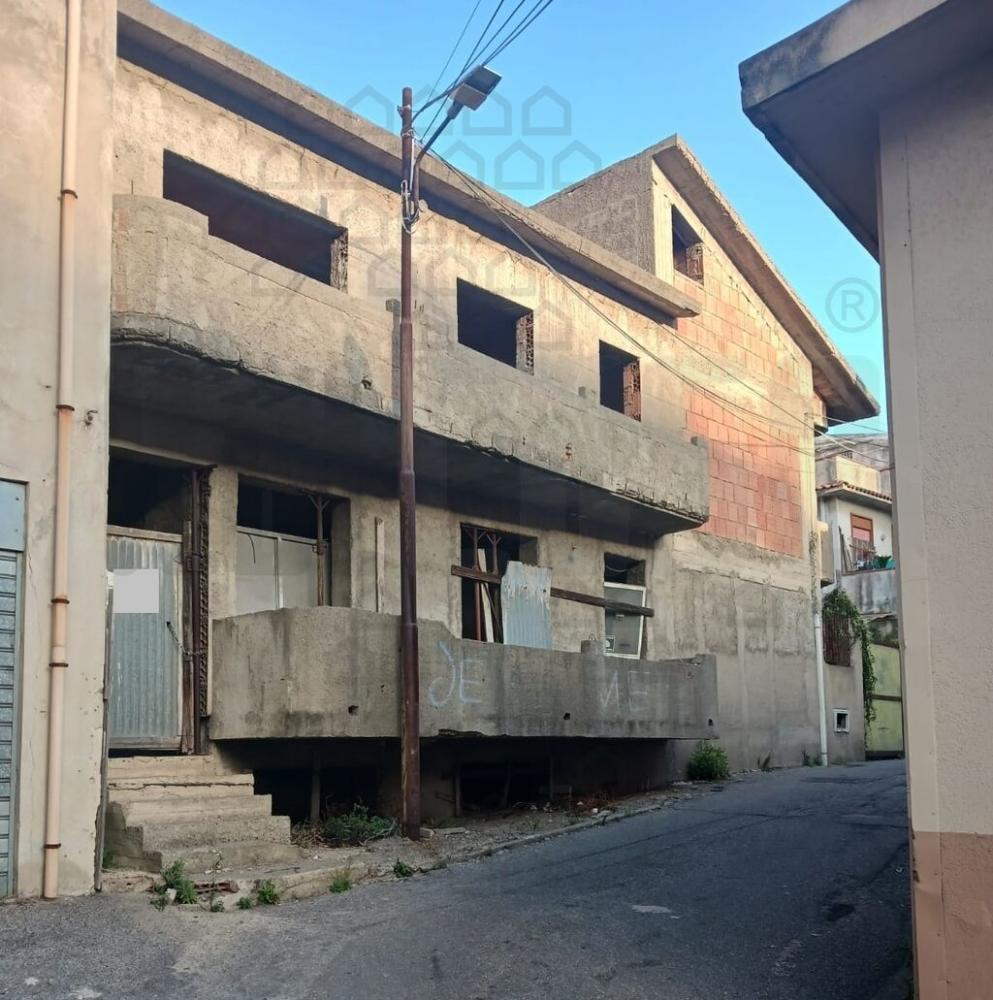 Vendita Villa 11 locali in Luigi Rizzo faro superiore - Villa plurilocale in vendita a messina