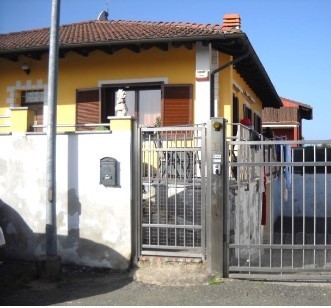 villa indipendente in vendita a Frugarolo
