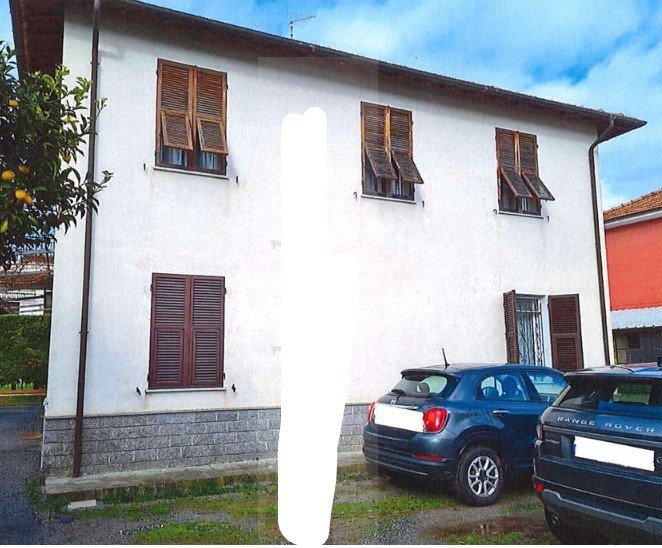 Villa indipendente plurilocale in vendita a Lusignano - Villa indipendente plurilocale in vendita a Lusignano
