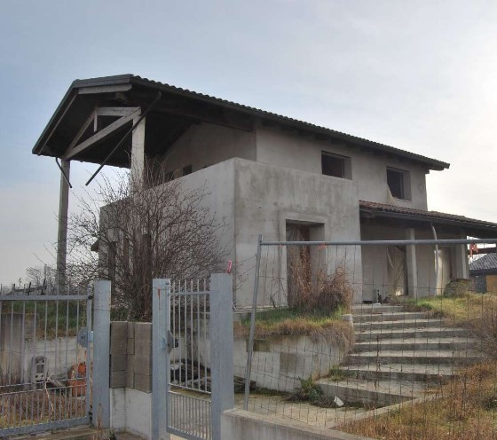 Villa indipendente plurilocale in vendita a quargnento - Villa indipendente plurilocale in vendita a quargnento