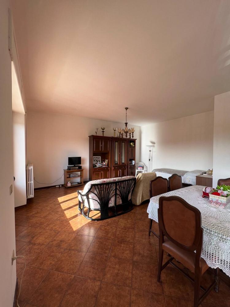 Appartamento plurilocale in vendita a Montegiorgio - Appartamento plurilocale in vendita a Montegiorgio
