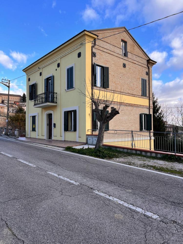 casa in vendita a Montegiorgio