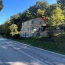Casa plurilocale in vendita a Santa Vittoria in Matenano