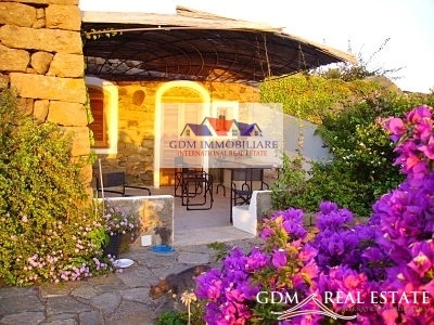 Villa indipendente trilocale in vendita a Pantelleria - Villa indipendente trilocale in vendita a Pantelleria