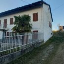 Villa indipendente plurilocale in vendita a vezza d alba