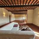 Villa indipendente plurilocale in vendita a arezzo