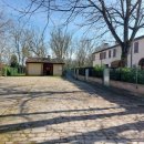 Villaschiera quadrilocale in vendita a Ferrara