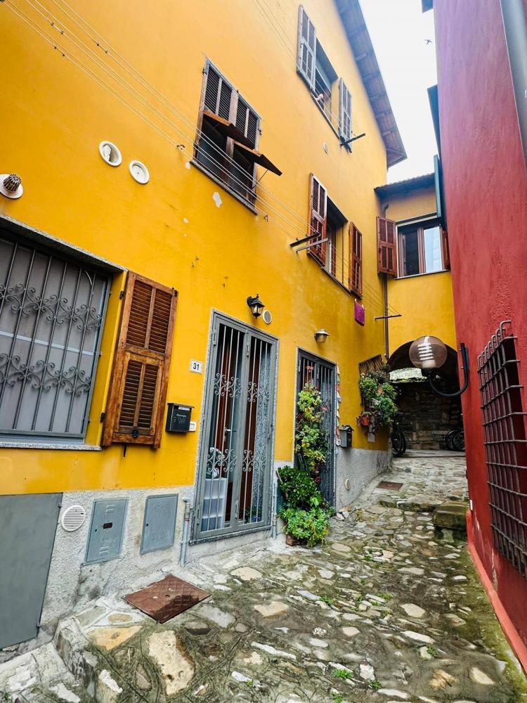 Appartamento trilocale in vendita a San Bartolomeo al Mare - Appartamento trilocale in vendita a San Bartolomeo al Mare