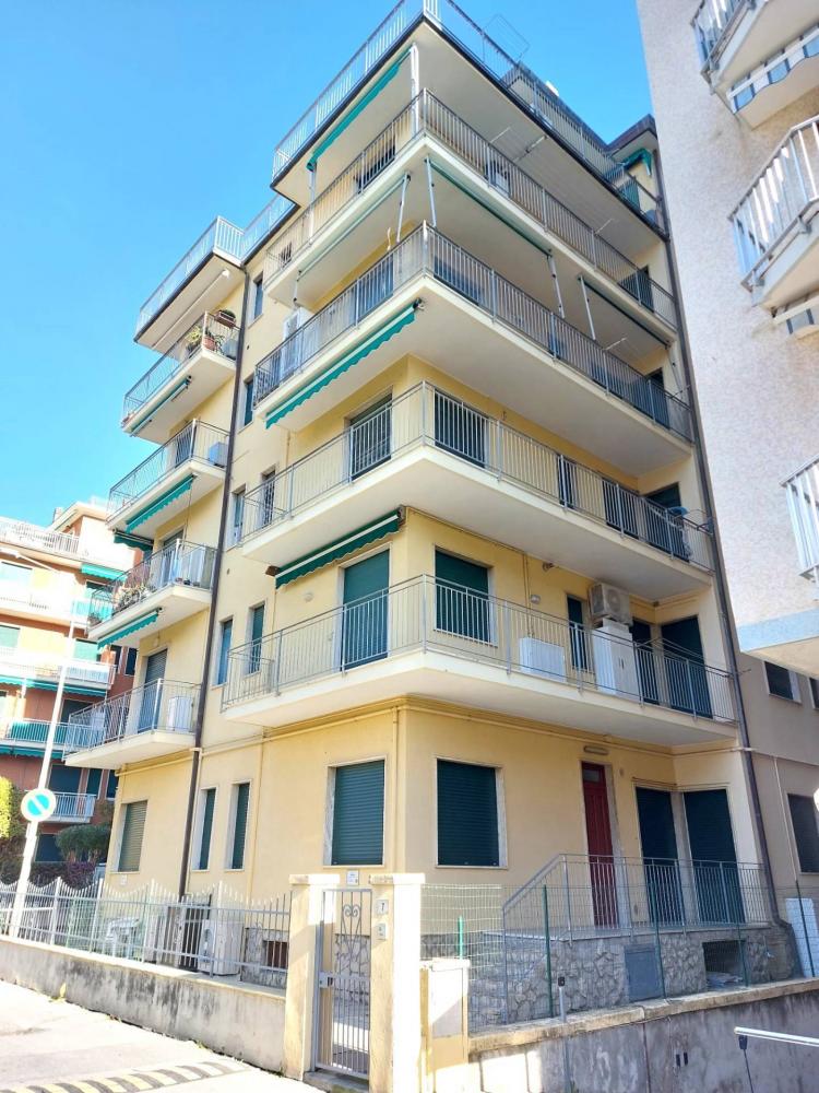 Appartamento bilocale in vendita a San Bartolomeo al Mare - Appartamento bilocale in vendita a San Bartolomeo al Mare
