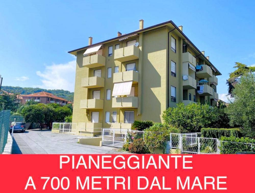Appartamento bilocale in vendita a San Bartolomeo al Mare - Appartamento bilocale in vendita a San Bartolomeo al Mare