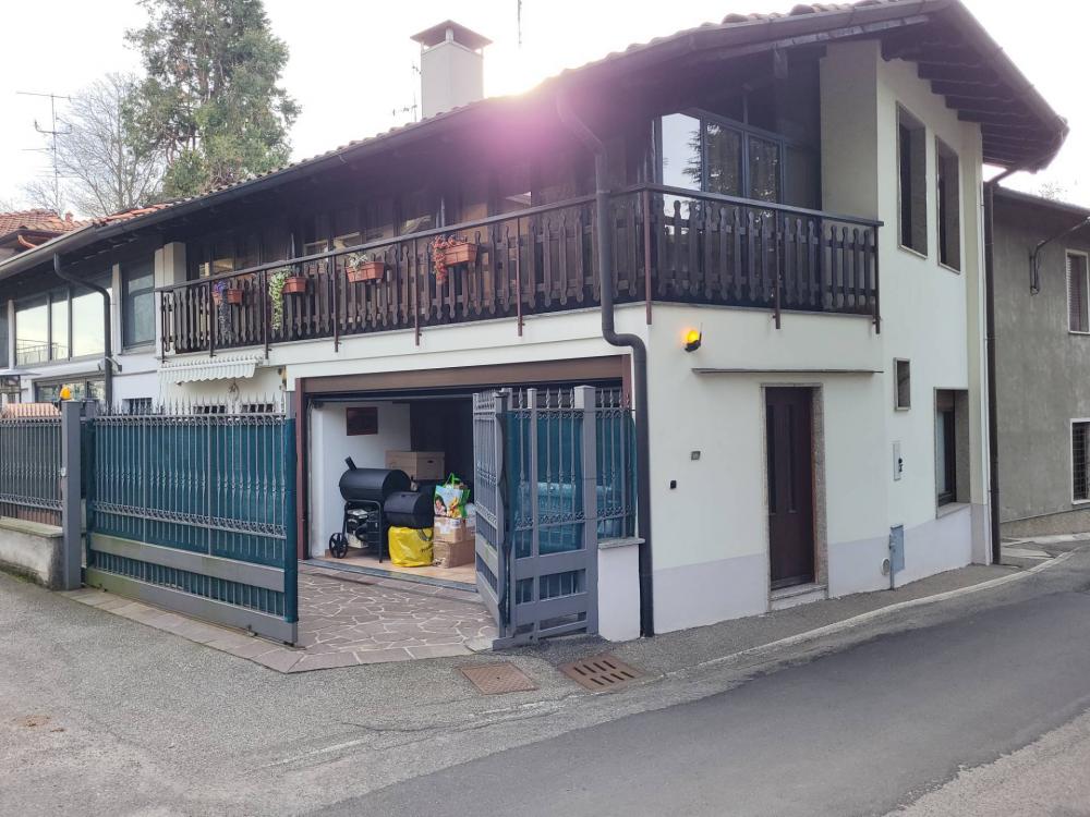 Villa quadrilocale in vendita a Cardano al Campo - Villa quadrilocale in vendita a Cardano al Campo