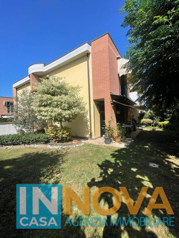 f18a8cff316c01fee48ad07d9423d95c - Villa plurilocale in vendita a Mogliano Veneto