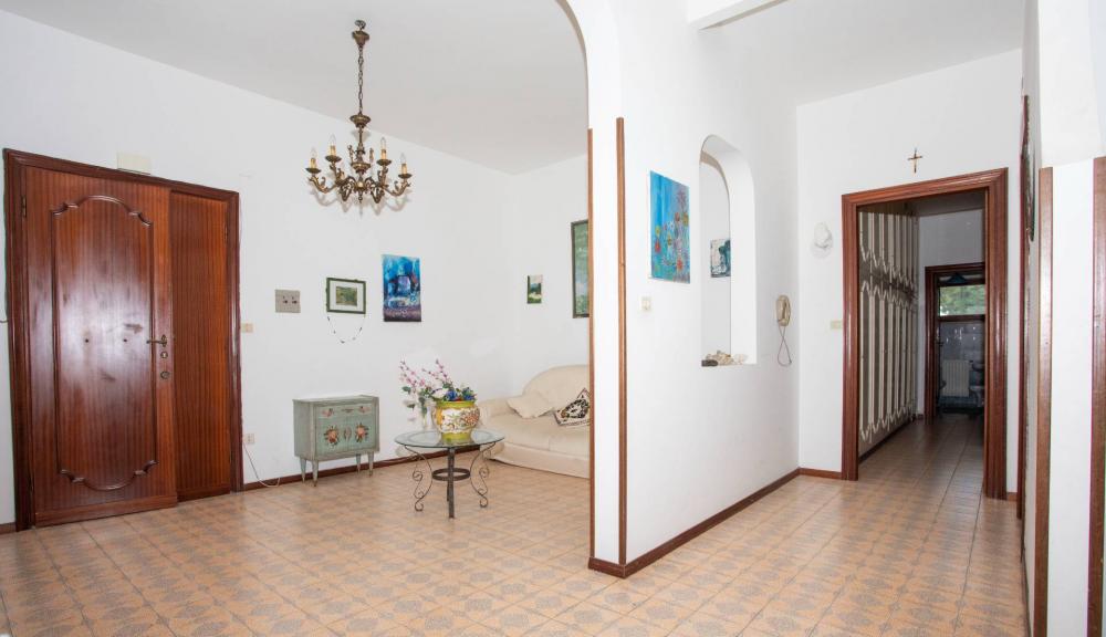 Appartamento plurilocale in vendita a Monte Romano - Appartamento plurilocale in vendita a Monte Romano