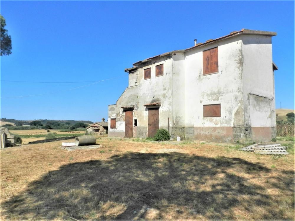 Rustico / casale quadrilocale in vendita a Tarquinia - Rustico / casale quadrilocale in vendita a Tarquinia