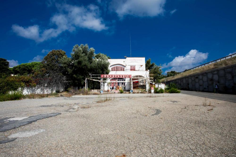 Stabile intero plurilocale in vendita a Tarquinia - Stabile intero plurilocale in vendita a Tarquinia