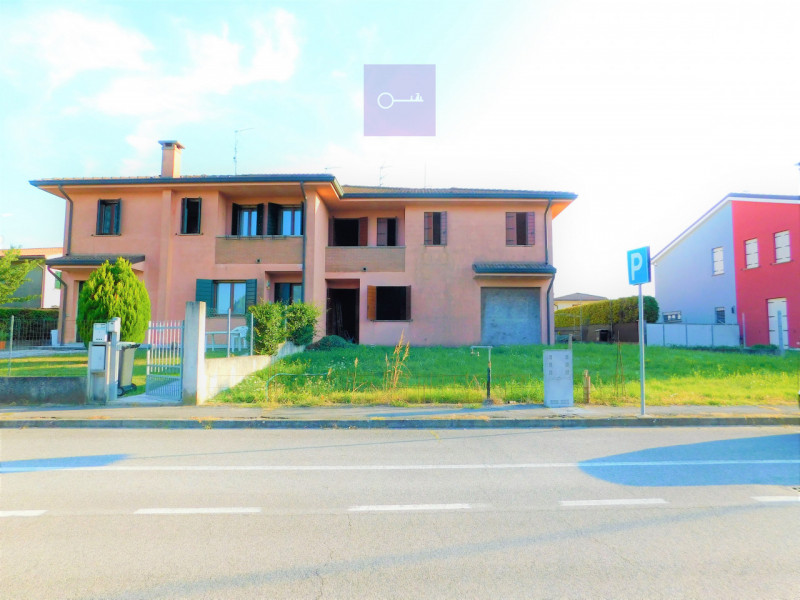 Casa quadrilocale in vendita a villa-estense - Casa quadrilocale in vendita a villa-estense