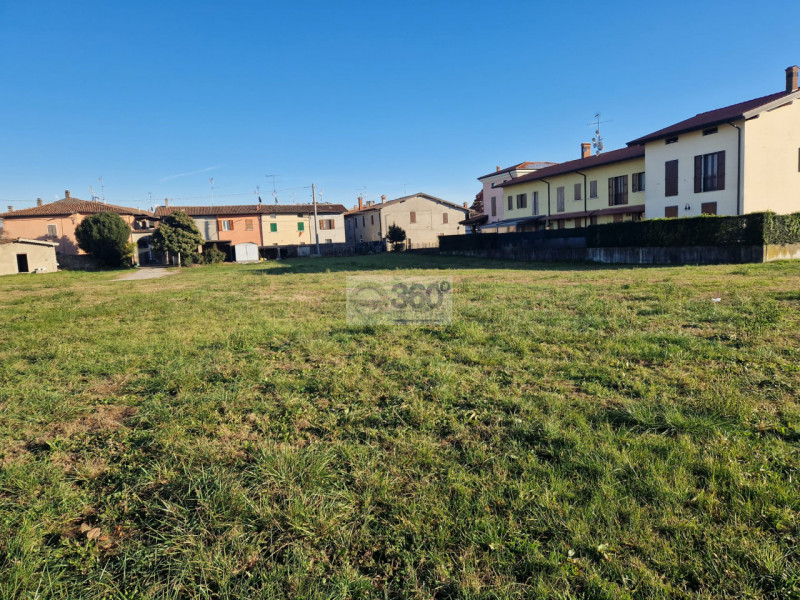 terreno residenziale in vendita a Corte Franca