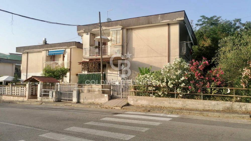 Appartamento plurilocale in vendita a Prignano Cilento - Appartamento plurilocale in vendita a Prignano Cilento